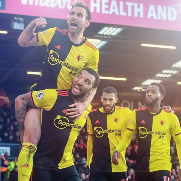 爱游戏官网-包含转会期突围战来临，成都蓉城围绕英超强势反弹，气氛紧张，数据趋势出现新变化的词条