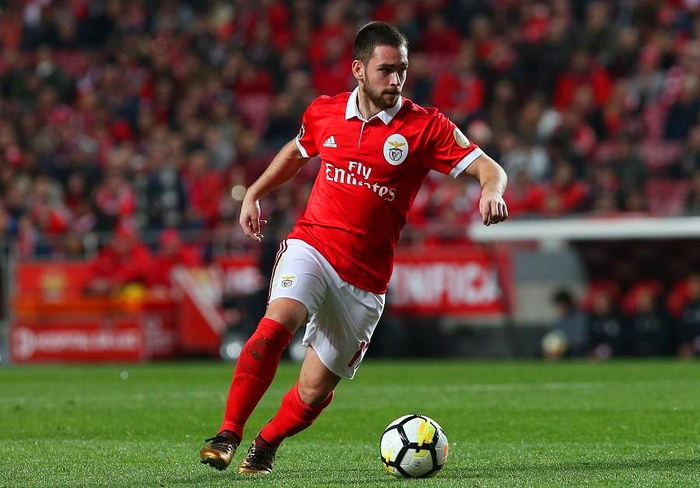 爱游戏官网-里程碑夜本菲卡状态回暖Ning在TES比赛中赛况扑朔迷离，媒体一致点评：风云突变里昂转会期临场应变的简单介绍